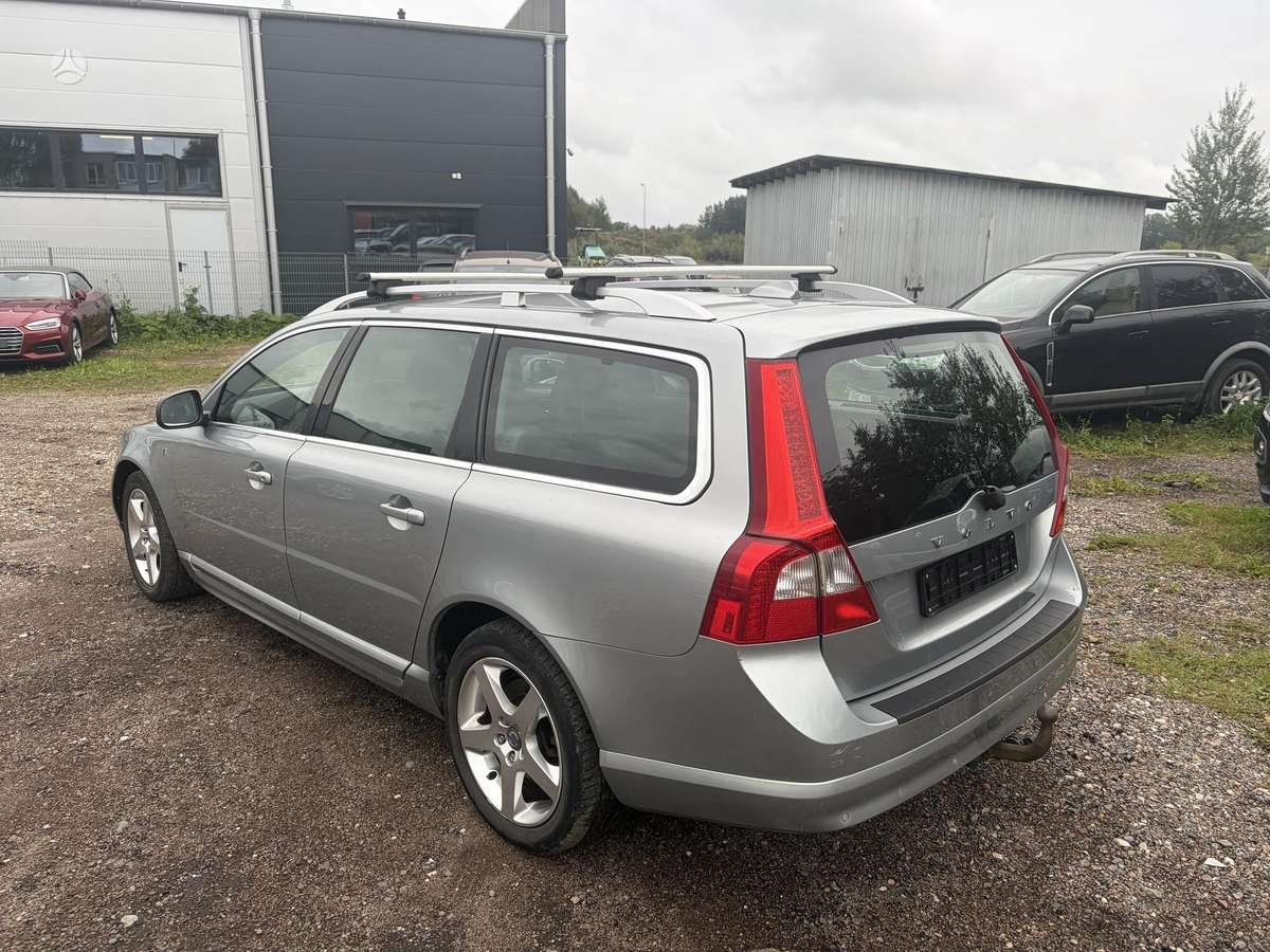 Volvo V70, 2.0 l., wagon