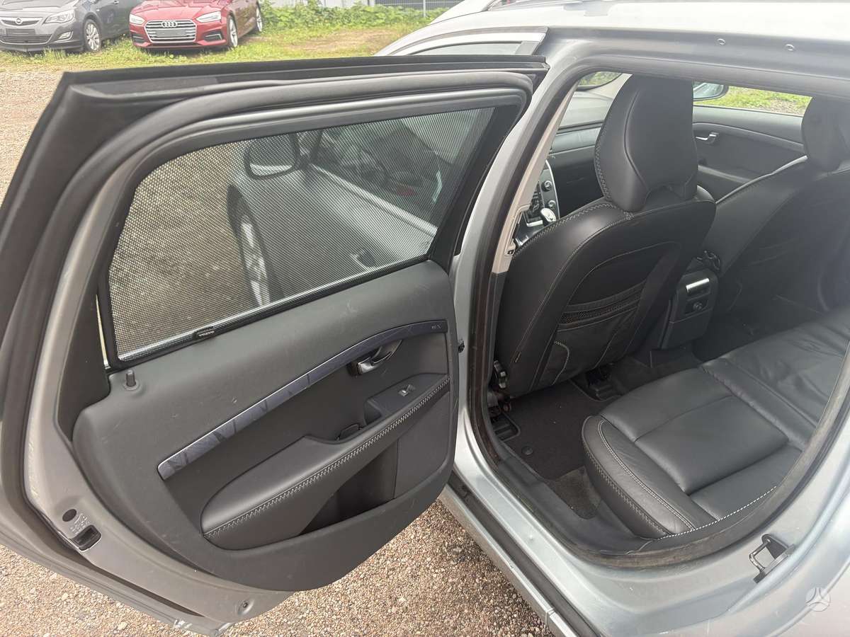 Volvo V70 - 10