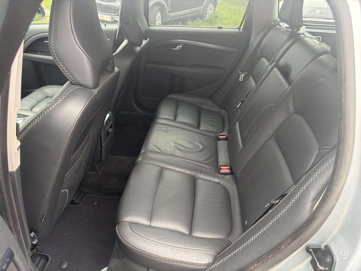Volvo V70, 2.0 l., wagon