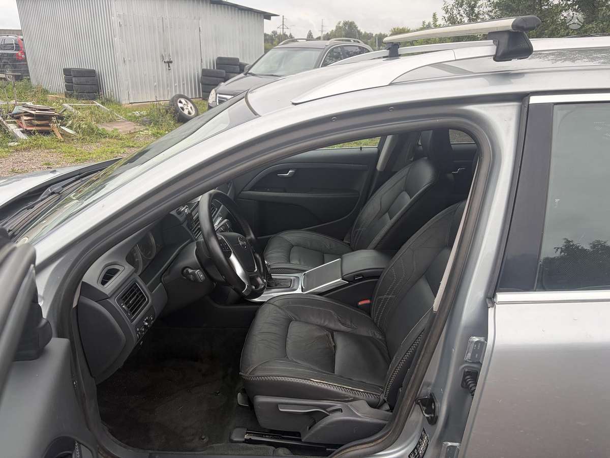 Volvo V70, 2.0 l., Универсал