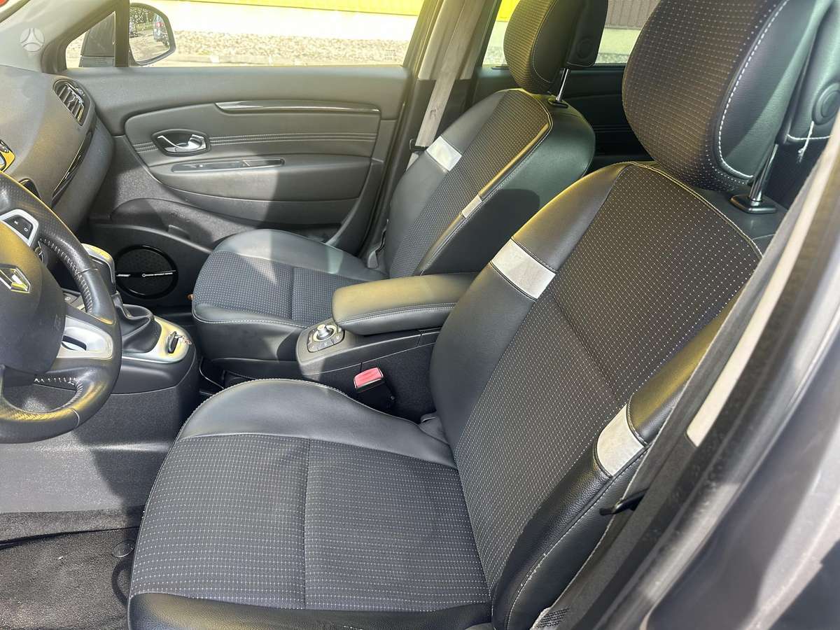 Renault Scenic - 10
