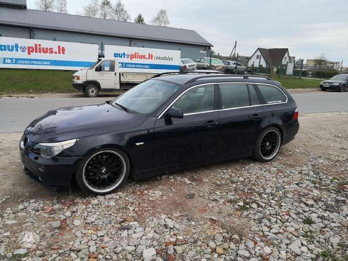 BMW 530