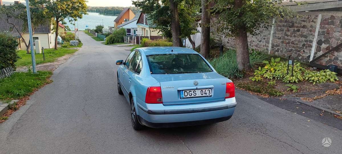 Volkswagen Passat - 6