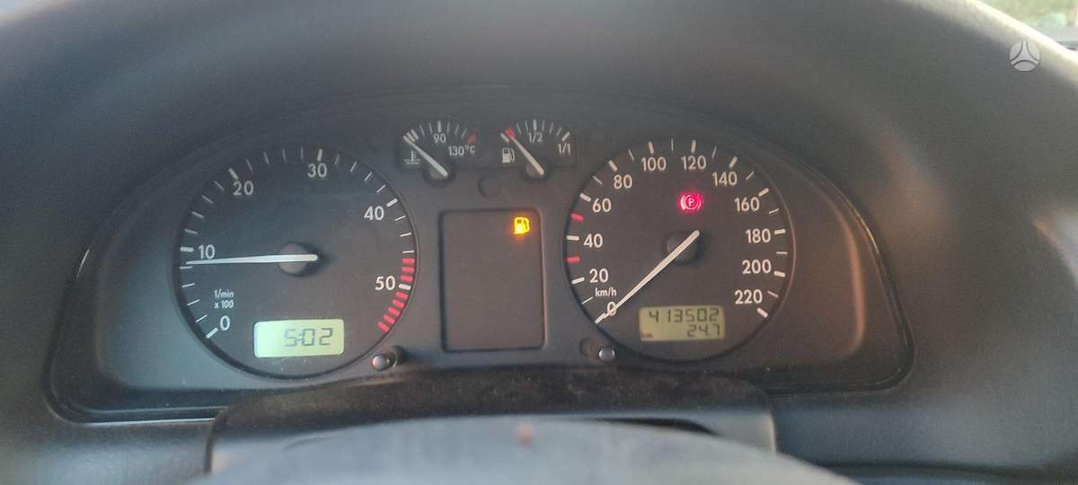 Volkswagen Passat - 7