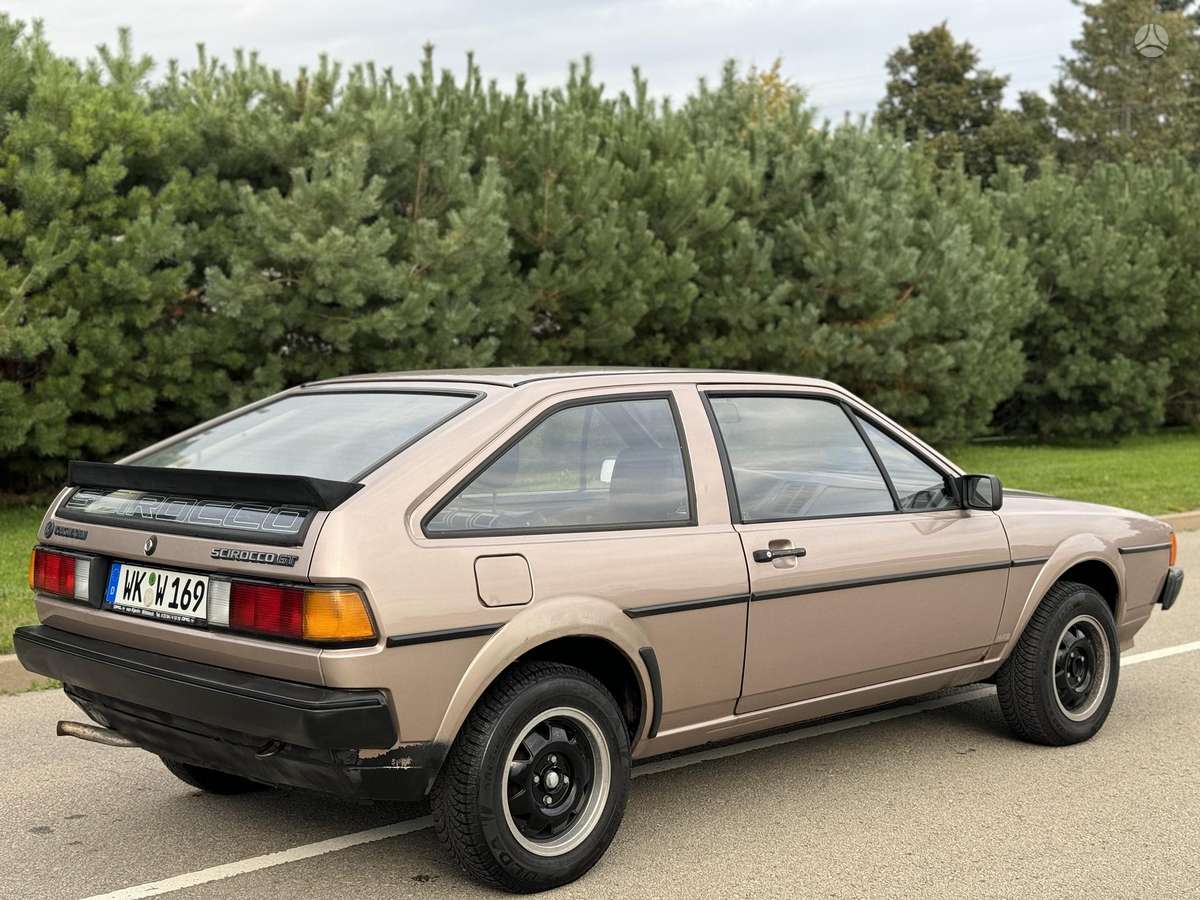 Volkswagen Scirocco, 1.6 l., hatchback