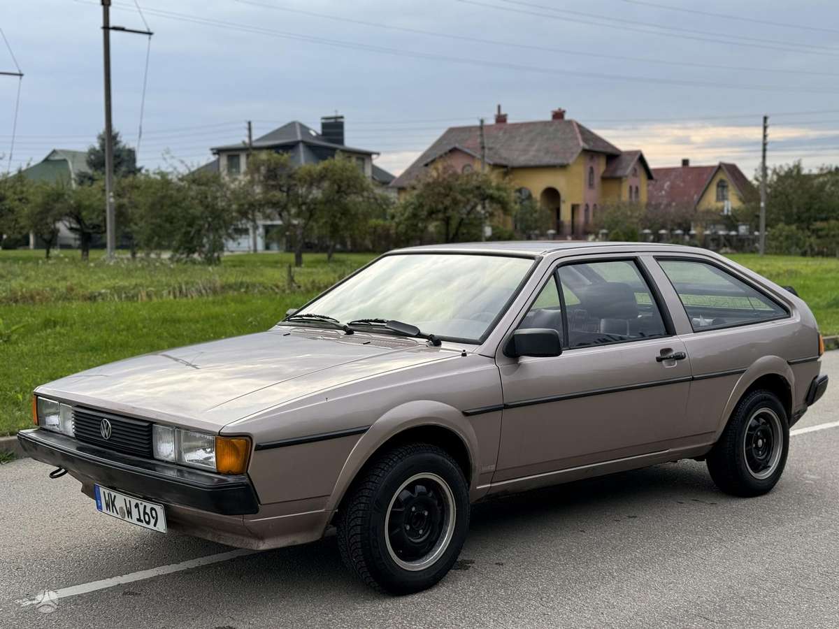 Volkswagen Scirocco, 1.6 l., hatchback
