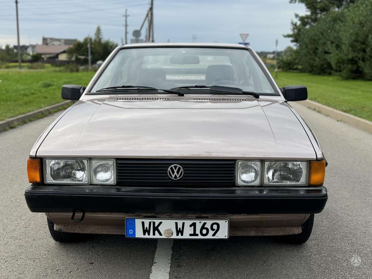 Volkswagen Scirocco, 1.6 l., hatchback