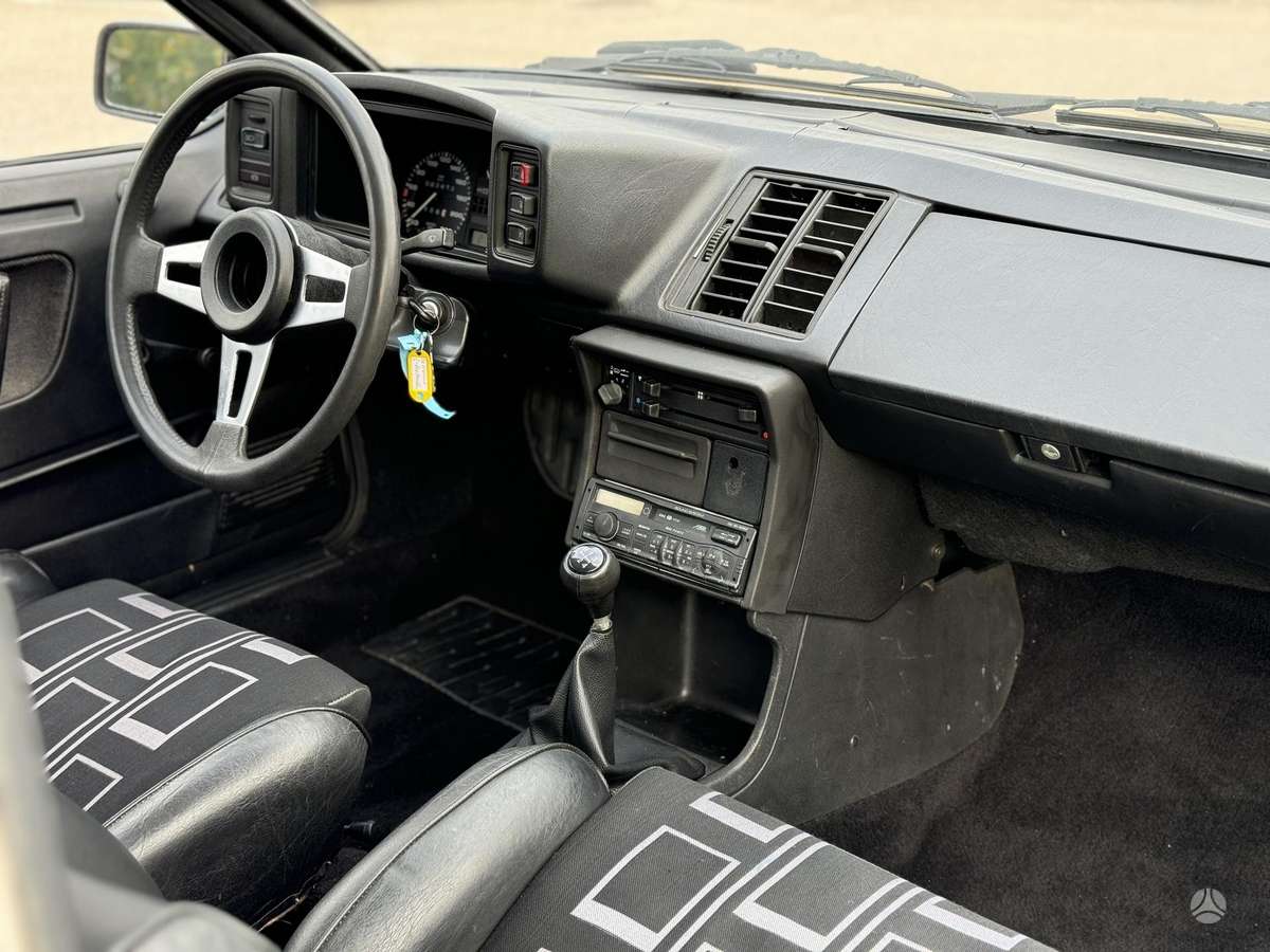 Volkswagen Scirocco, 1.6 l., Хэтчбек