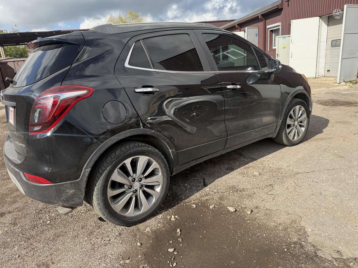 Buick Encore, 1.4 l., off-road / crossover