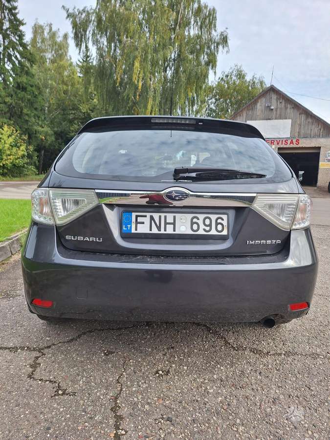 Subaru Impreza - 8