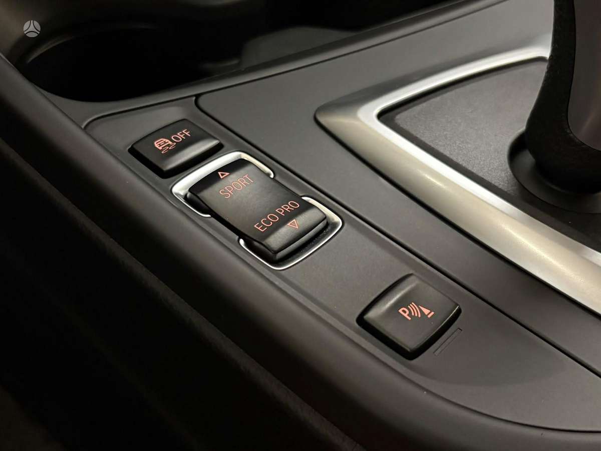 BMW 320, 2.0 l., wagon