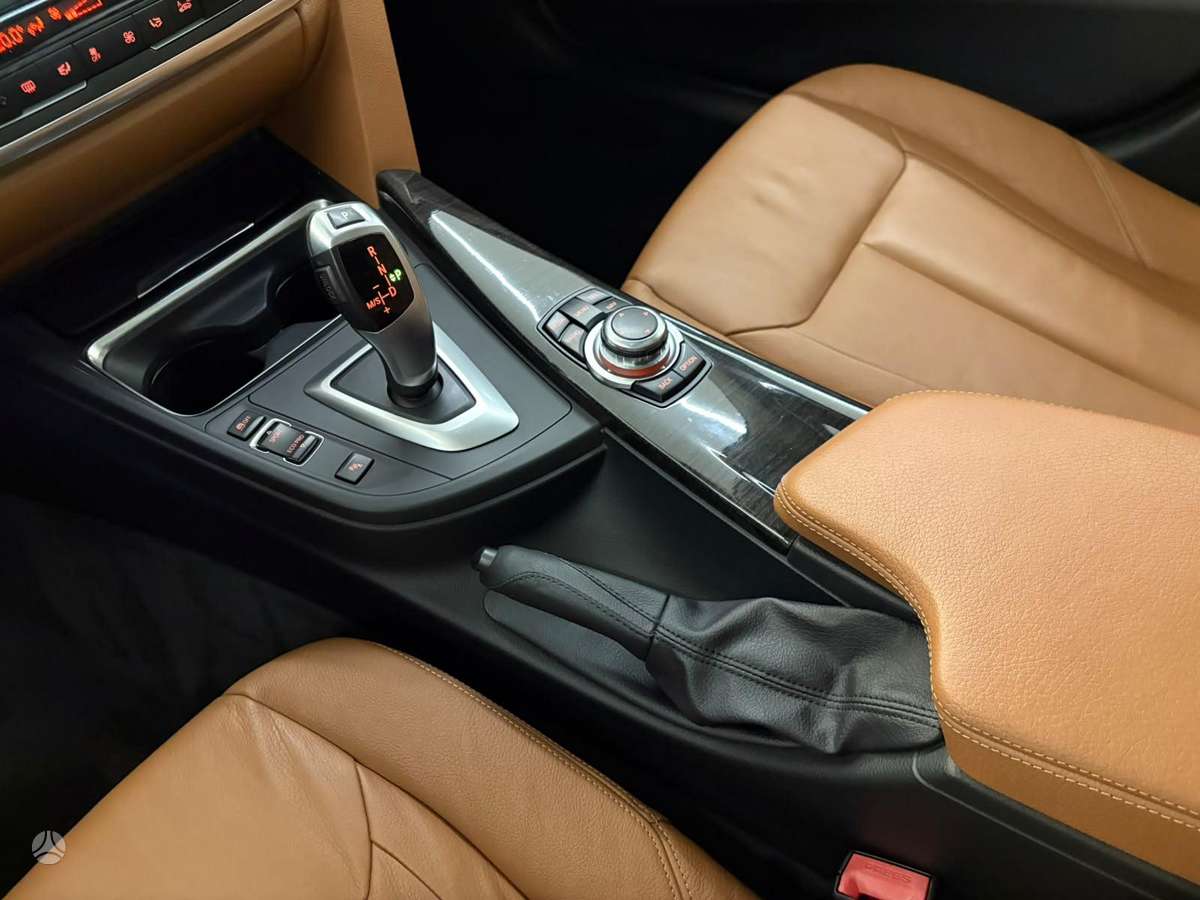 BMW 320, 2.0 l., wagon