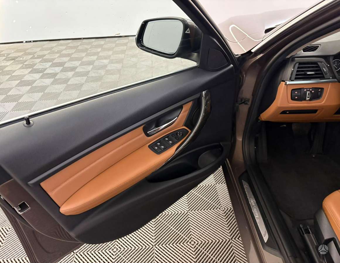 BMW 320, 2.0 l., universalas