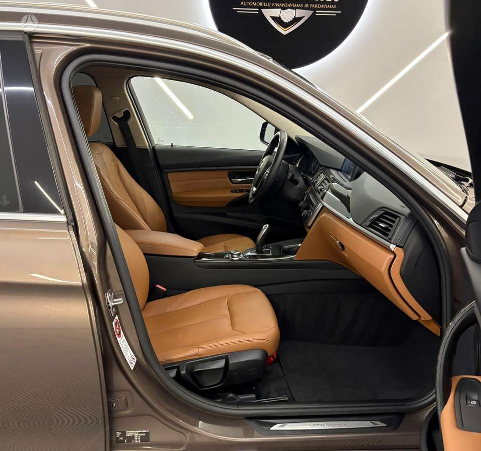 BMW 320, 2.0 l., wagon