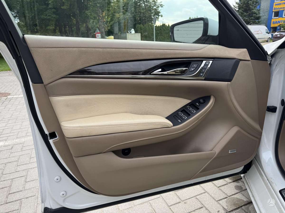 Cadillac CTS, 2.0 l., Седан