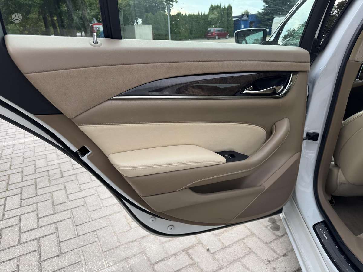 Cadillac CTS, 2.0 l., Седан