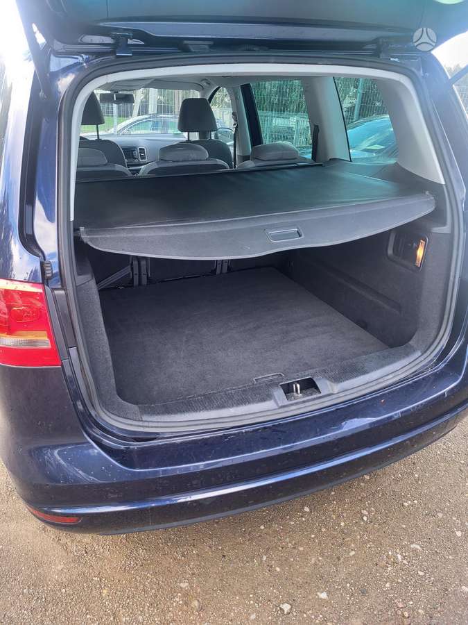 Volkswagen Sharan - 12