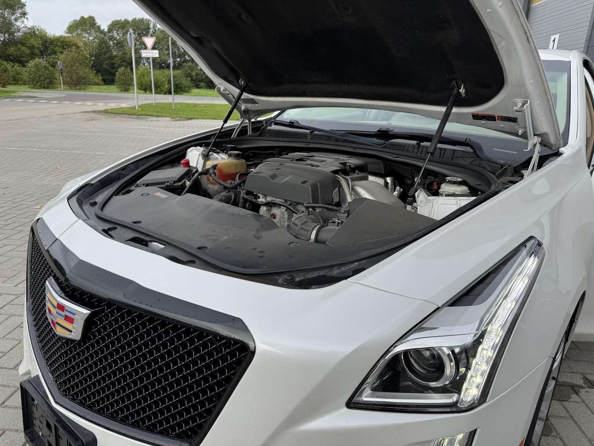 Cadillac CTS, 2.0 l., Седан