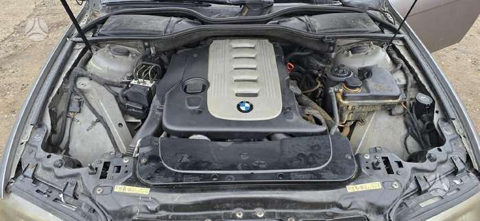 BMW 730