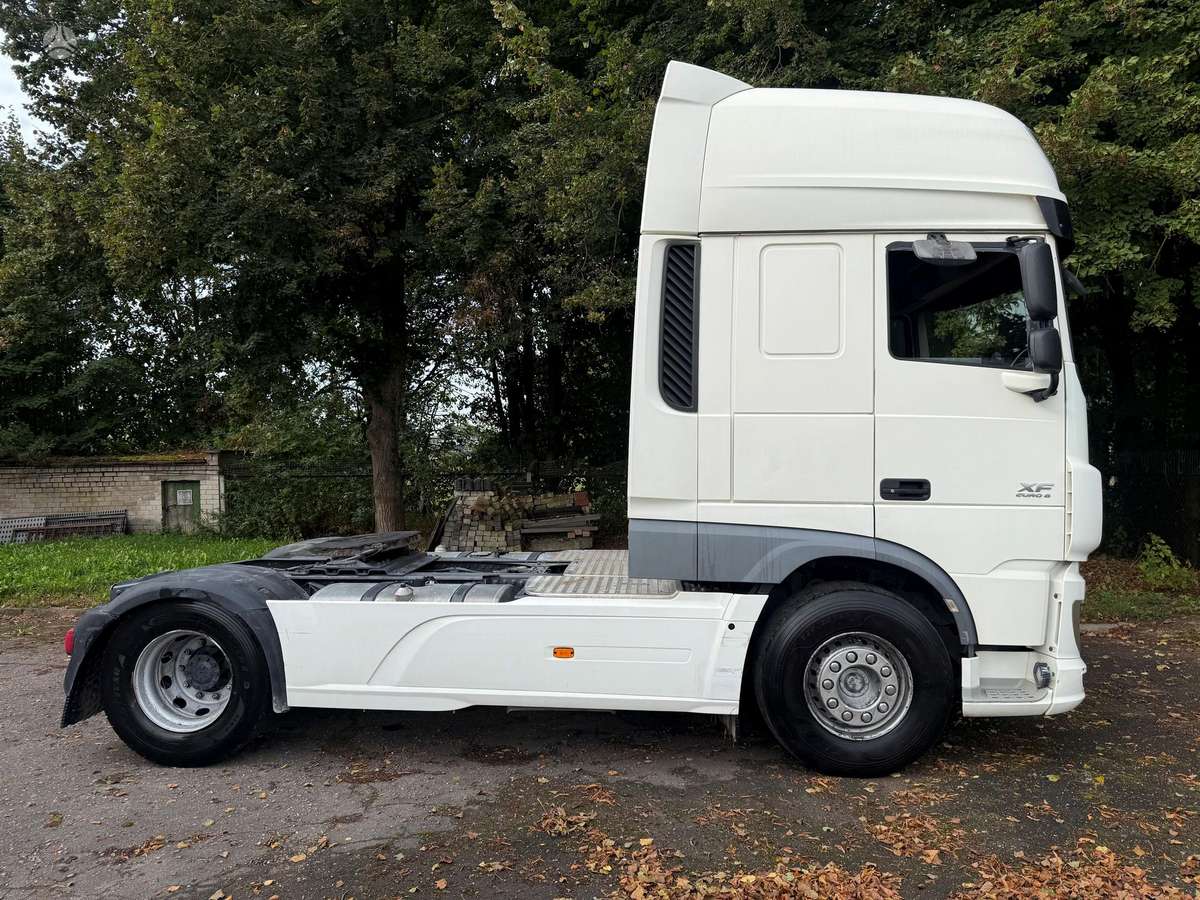 DAF XF 106, 2 miegamosios vietos
