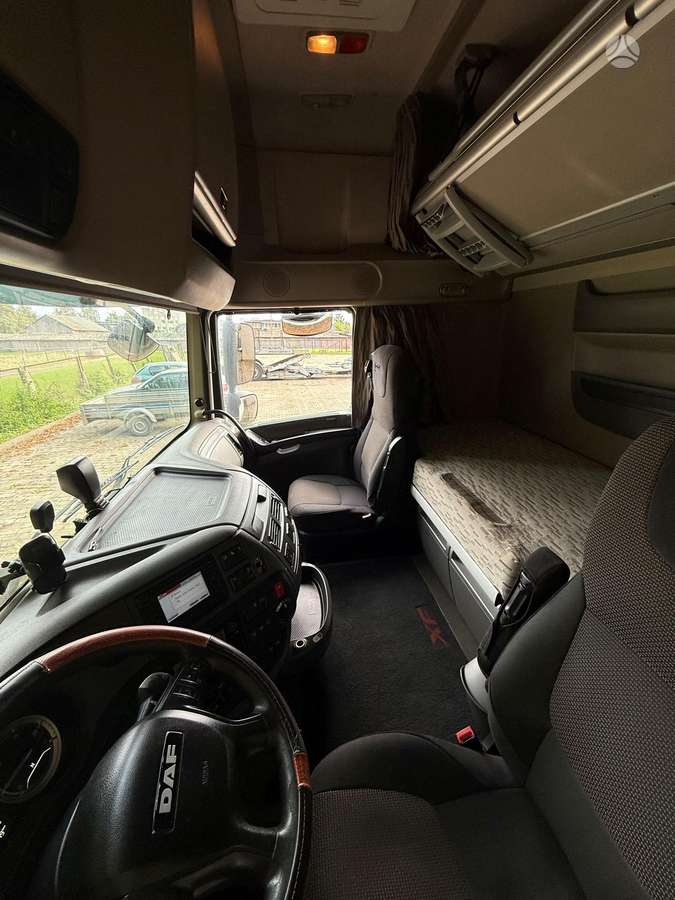 DAF XF 106, 2 miegamosios vietos