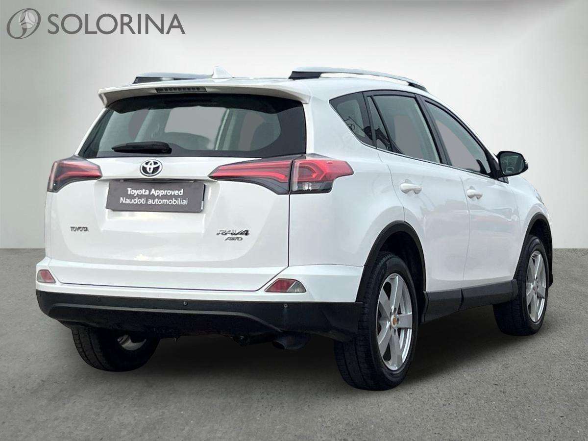 Toyota RAV4 - 2