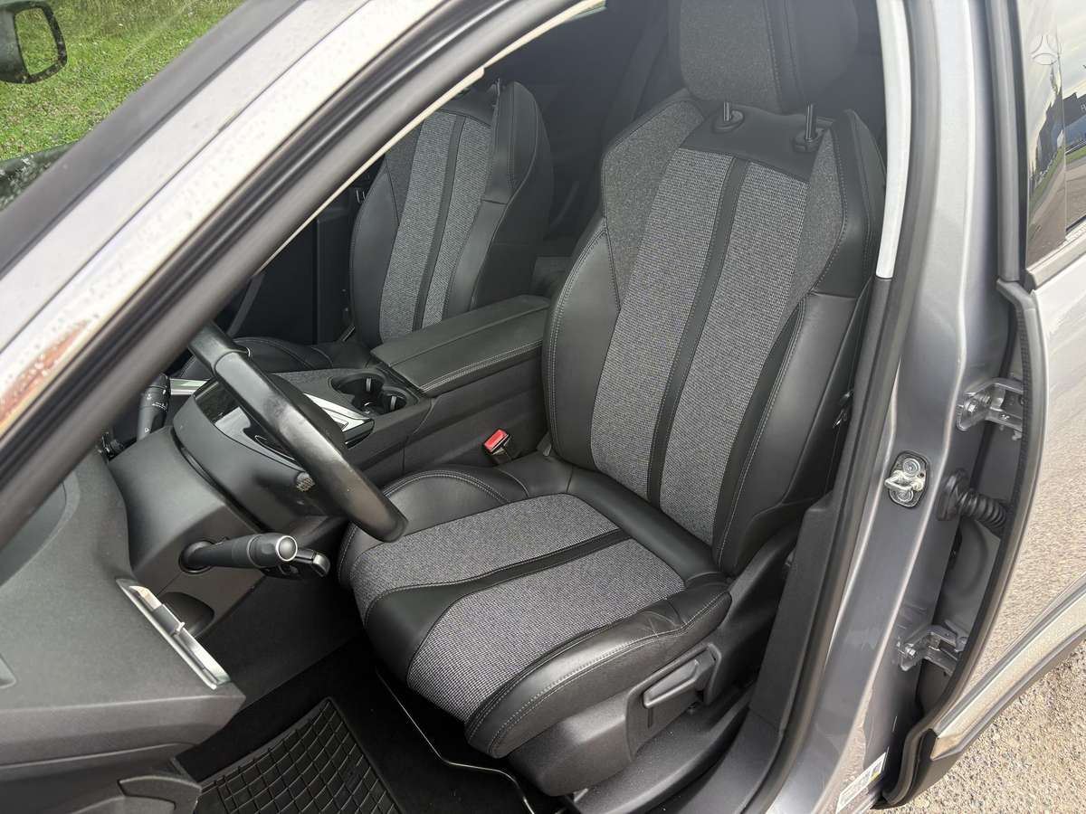 Peugeot 3008 - 11
