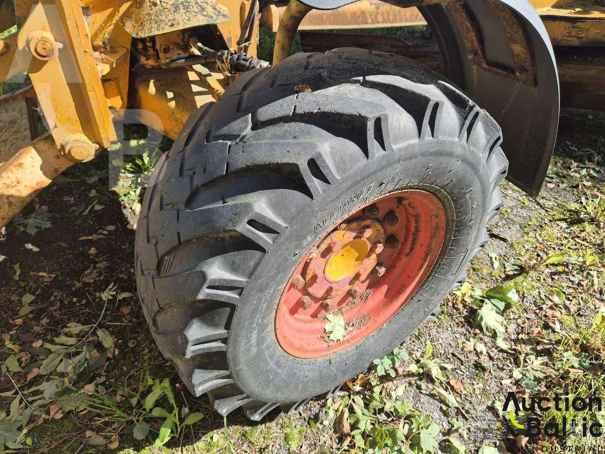 O&K F106A, grader