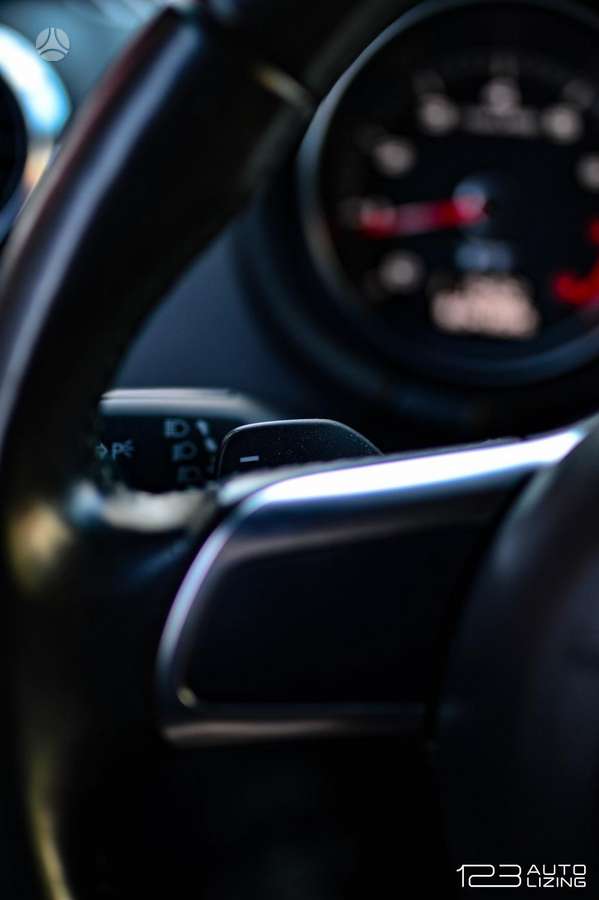Audi TT, 2.0 l., Хэтчбек