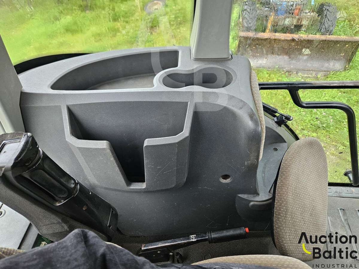 Claas Axion 830, тракторы