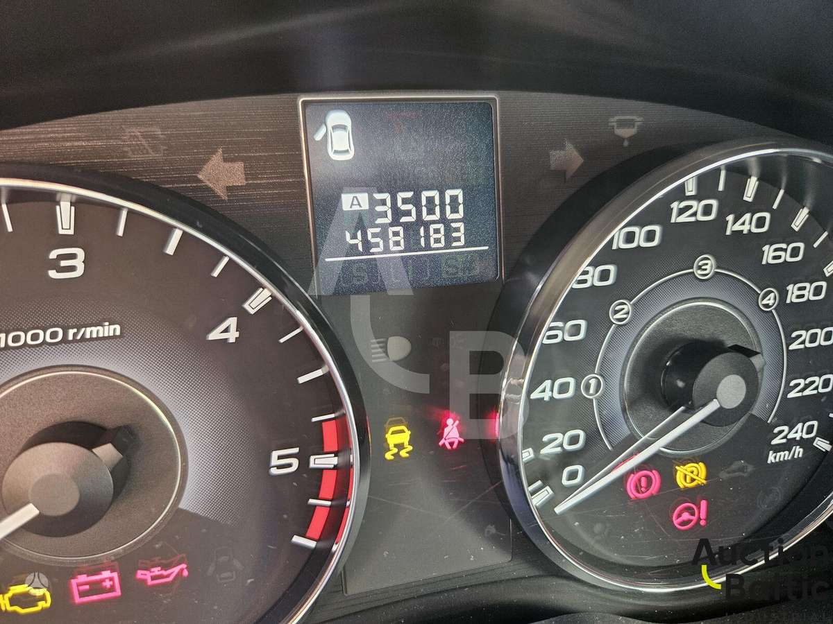 Subaru Legacy - 5