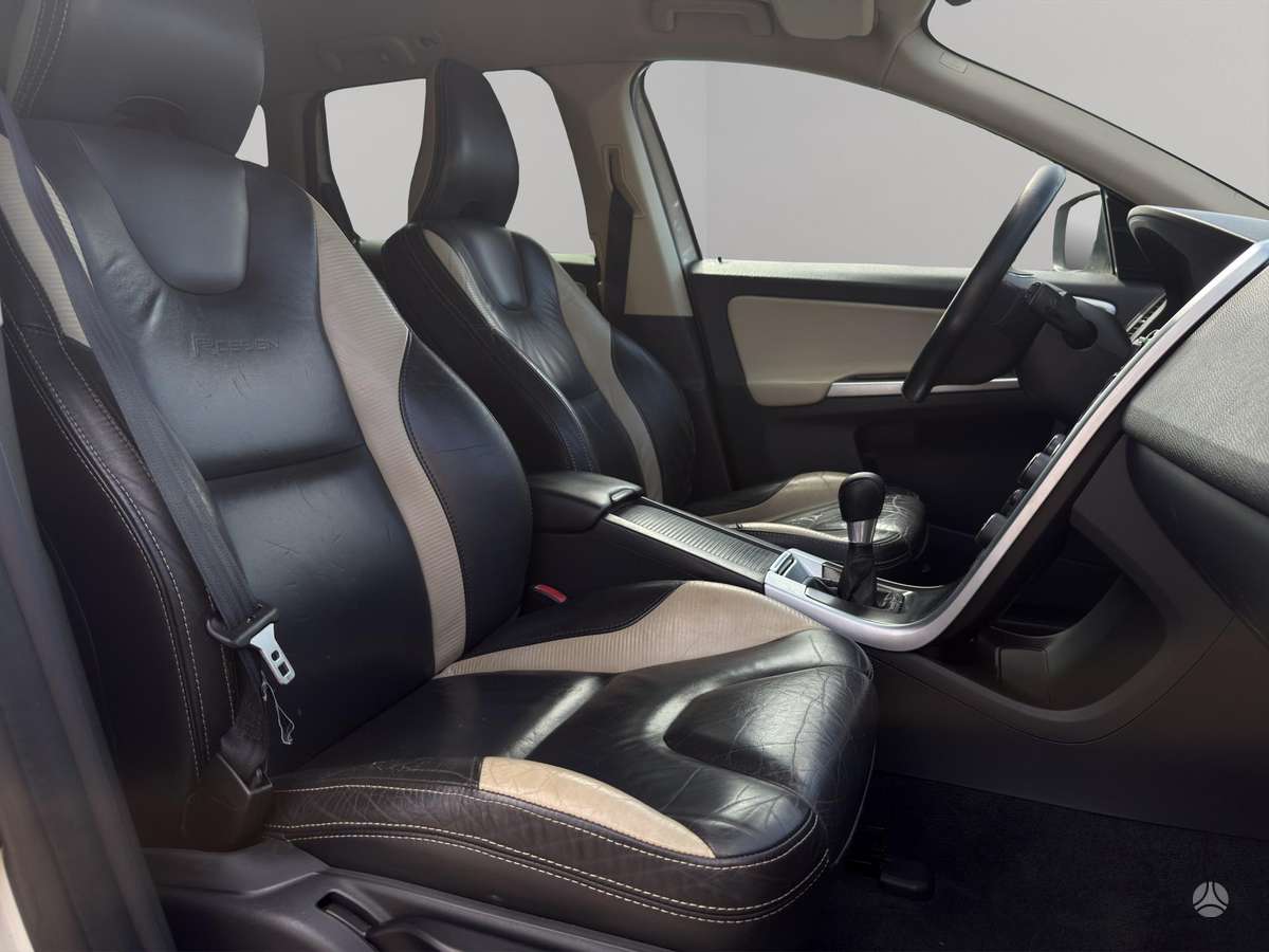 Volvo XC60 - 8