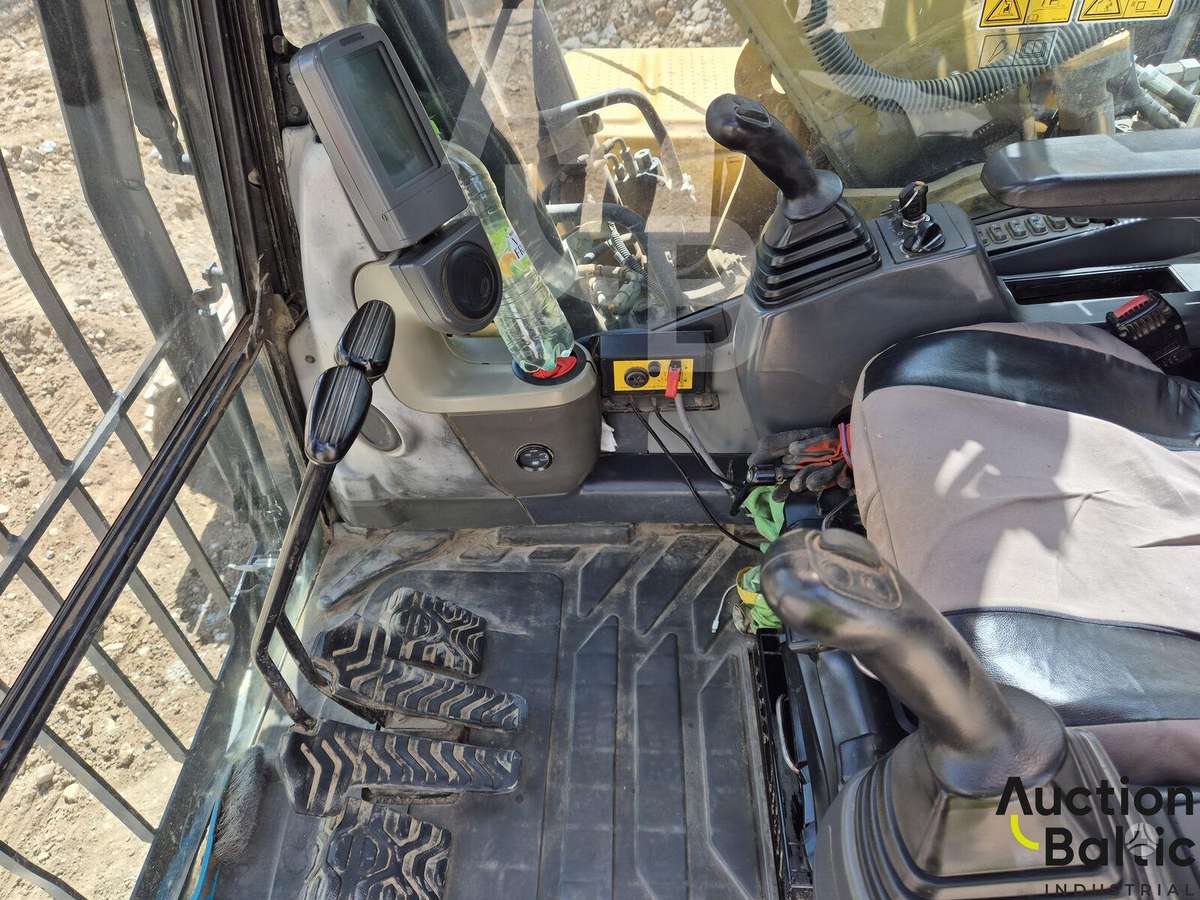 Caterpillar 319 D, экскаваторы