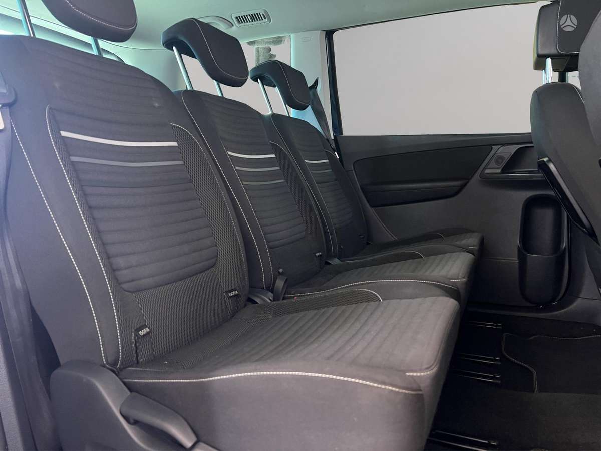 Volkswagen Sharan - 9