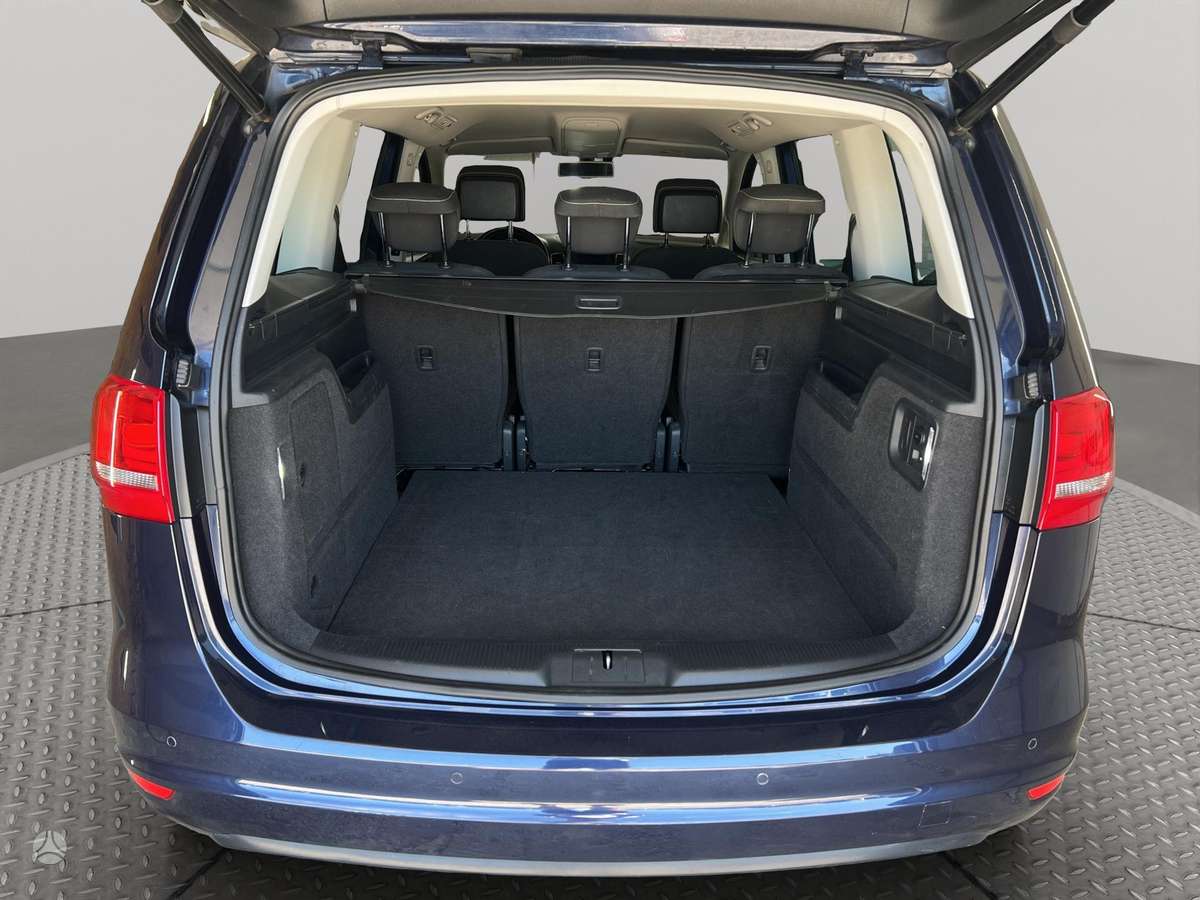 Volkswagen Sharan - 10