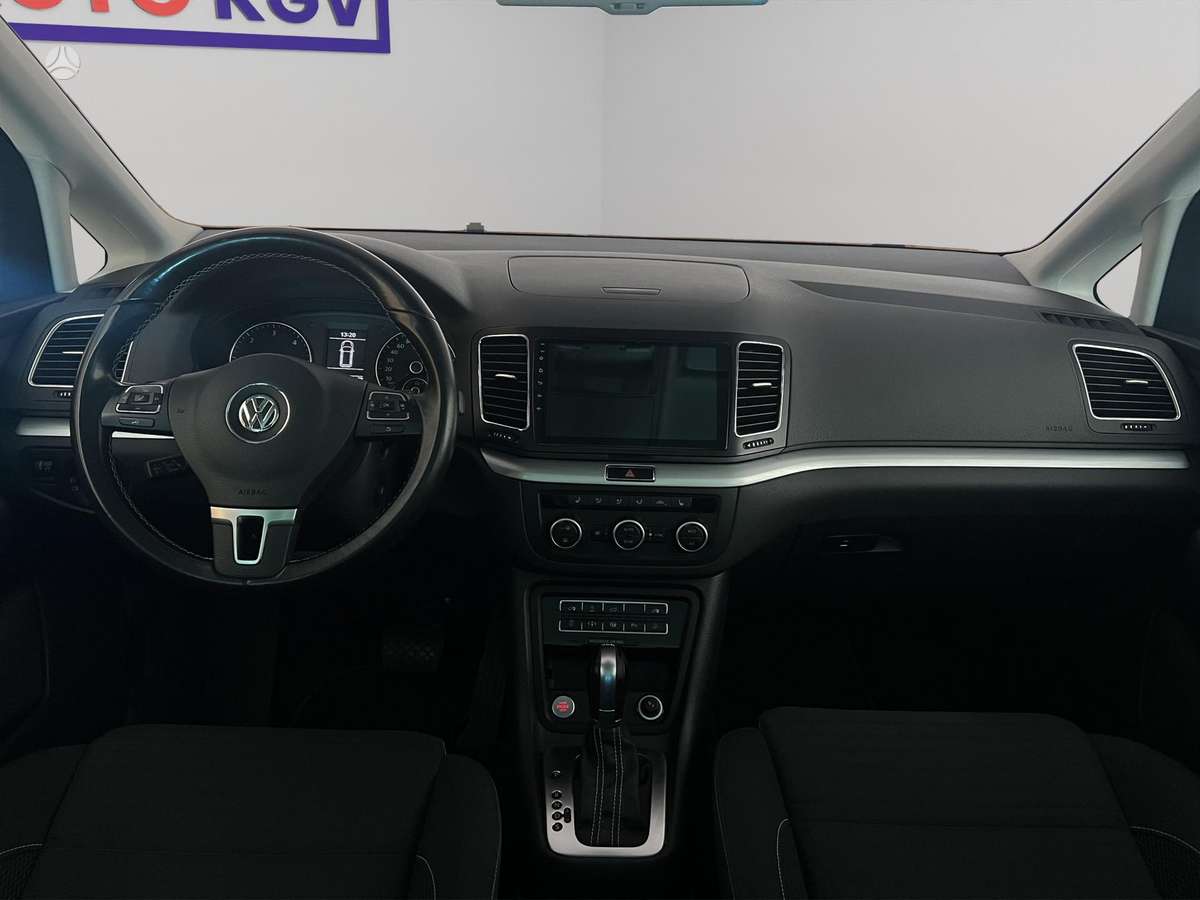 Volkswagen Sharan - 12