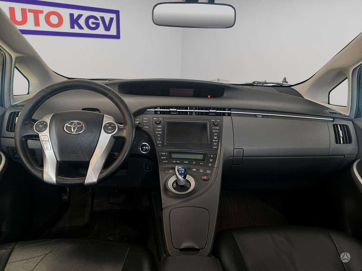 Toyota Prius - 11