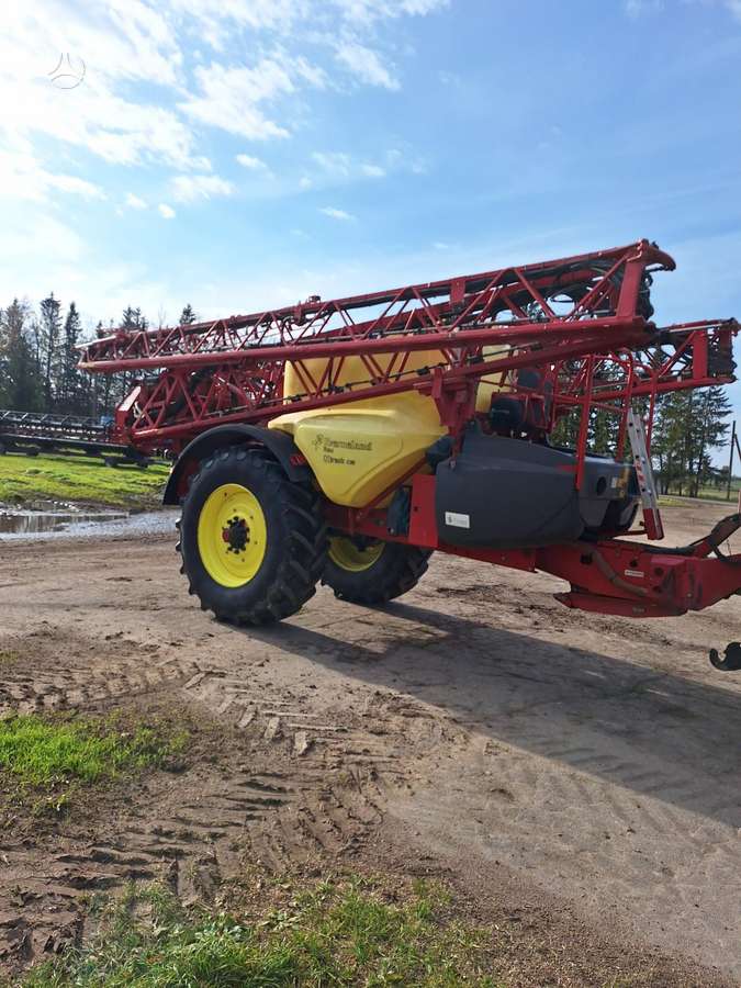 Kverneland Xtrack C 50, разбрызгиватели