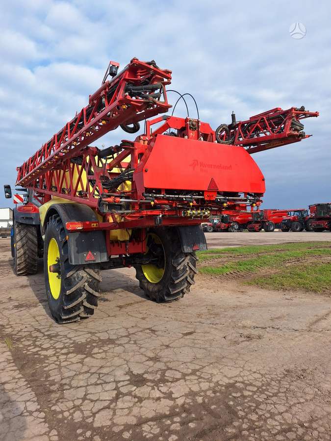 Kverneland Xtrack C 50, разбрызгиватели