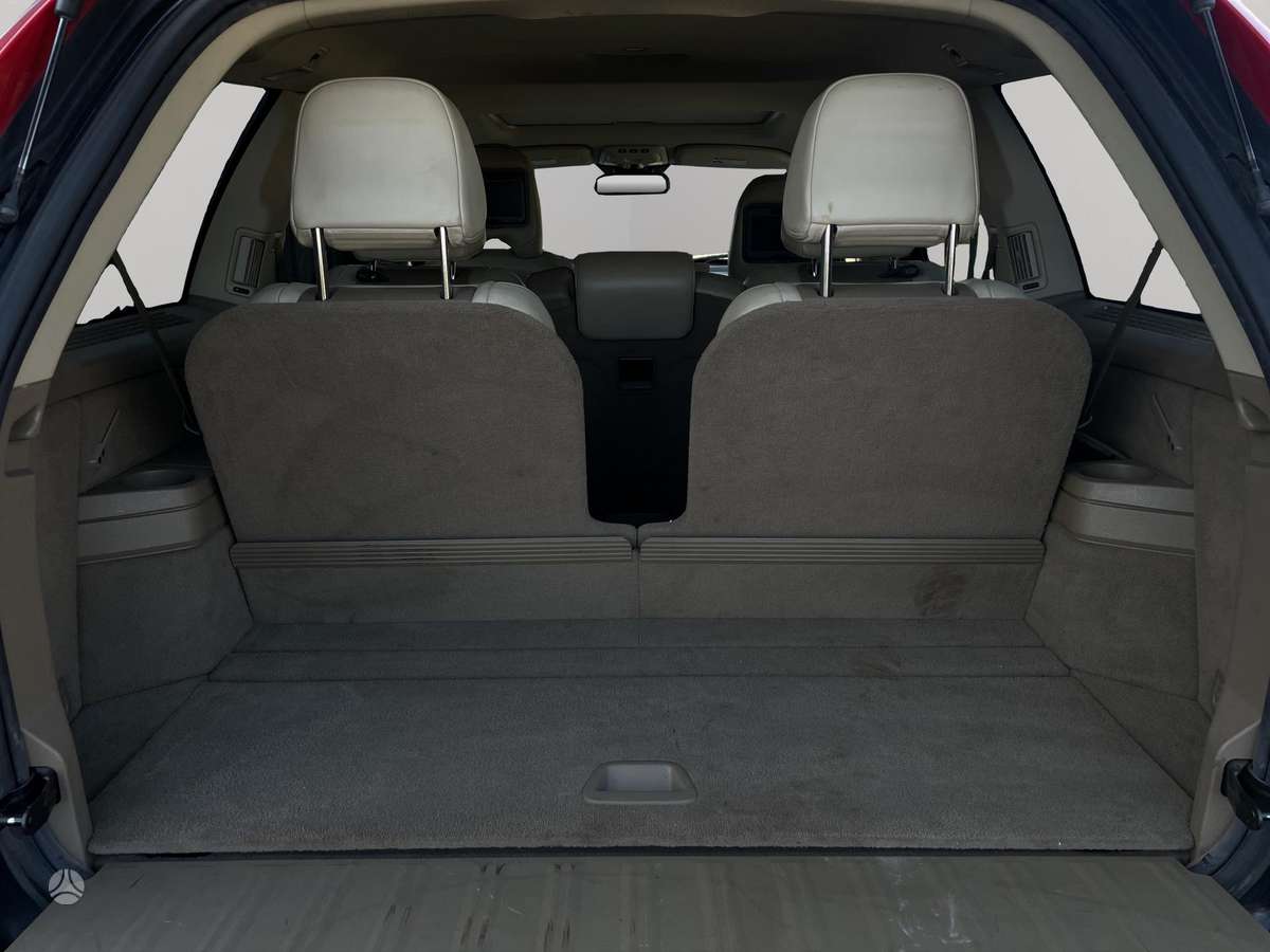 Volvo XC90 - 9