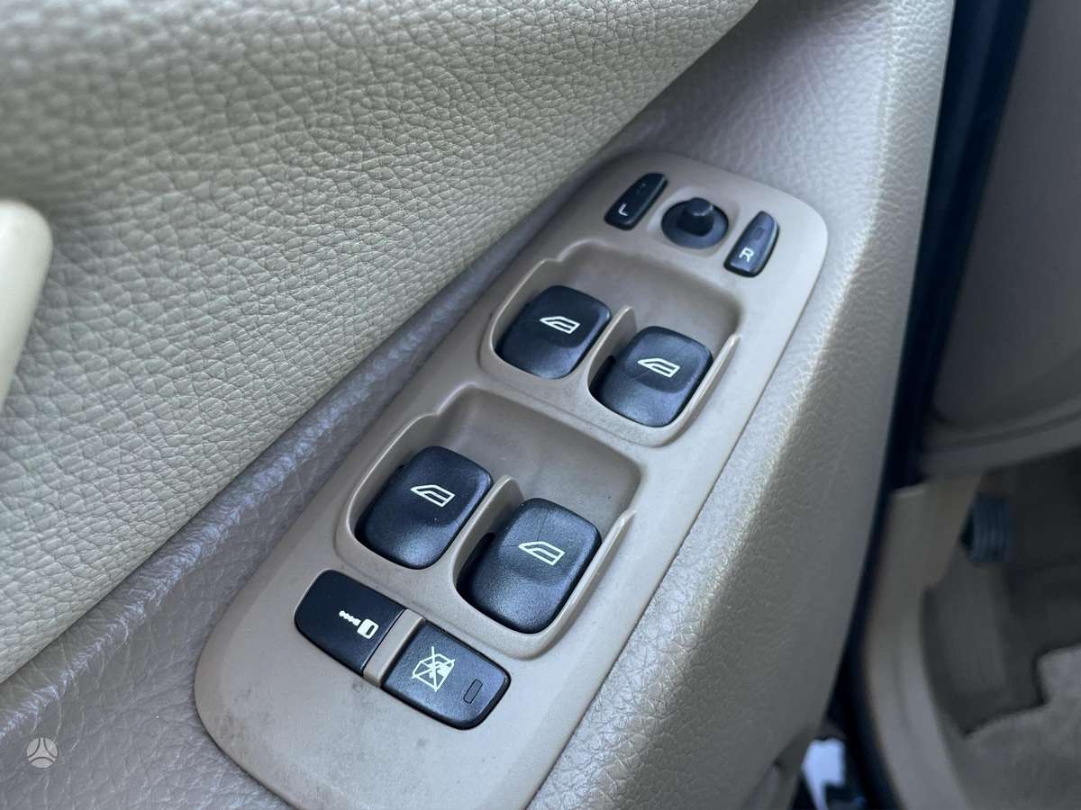 Volvo XC90 - 12