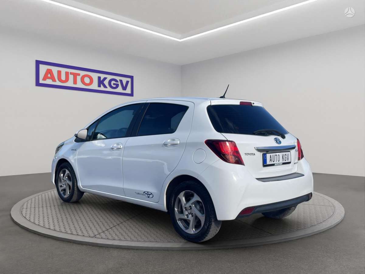 Toyota Yaris - 3