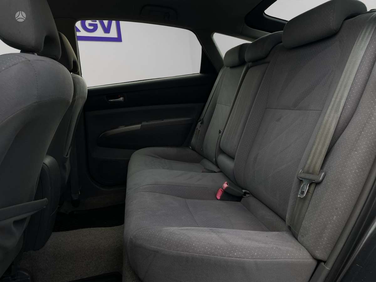 Toyota Prius - 11