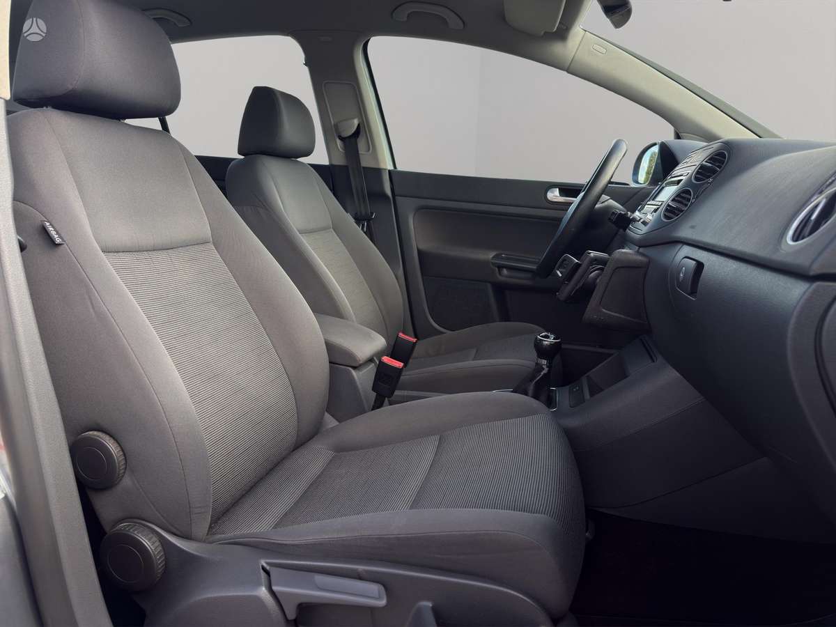 Volkswagen Golf Plus - 8