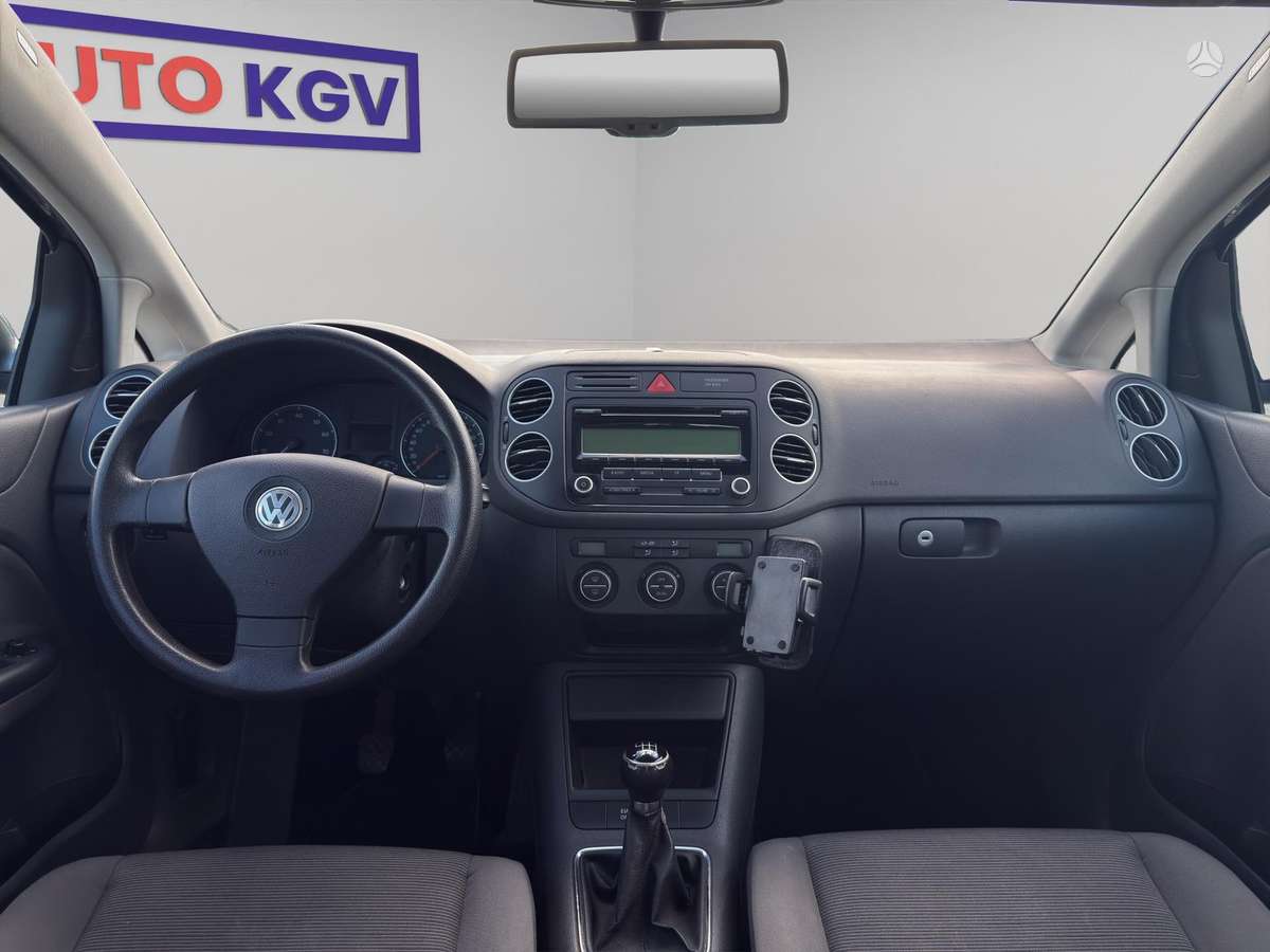 Volkswagen Golf Plus - 12