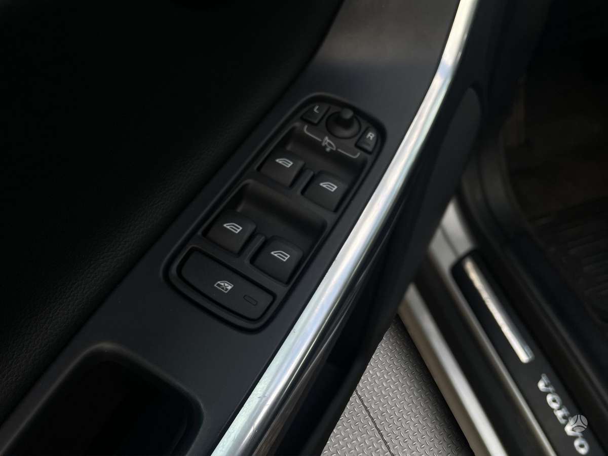 Volvo XC60 - 12