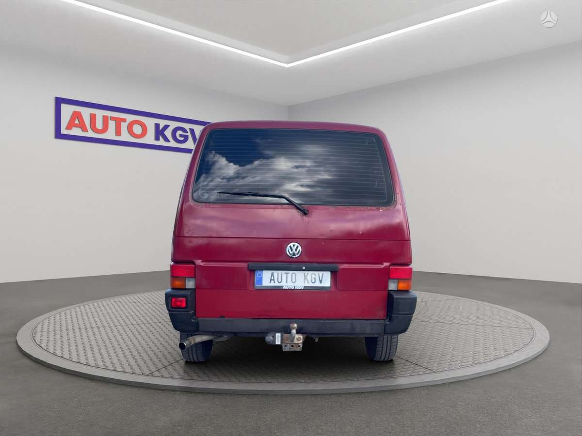 Volkswagen Transporter - 4