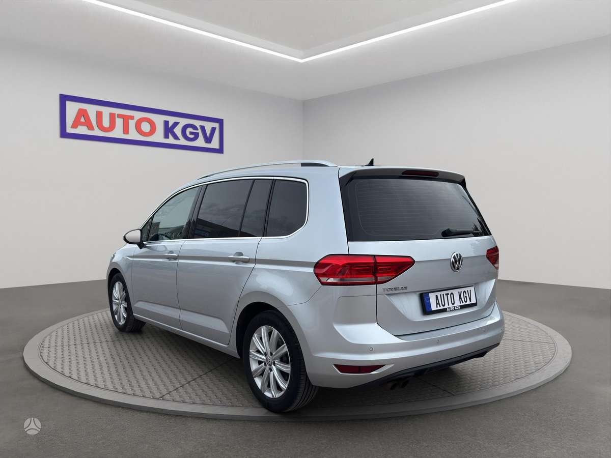 Volkswagen Touran - 3