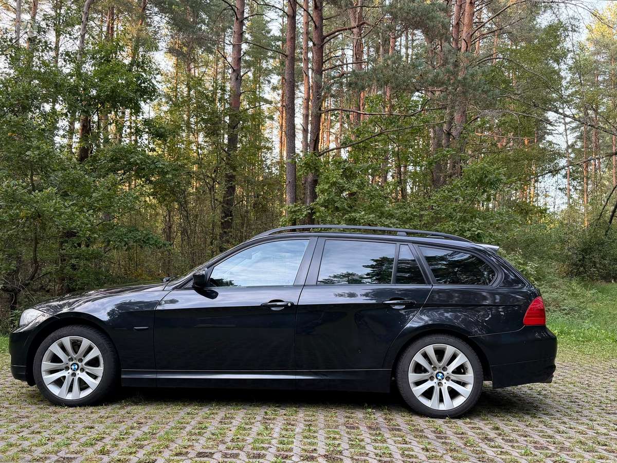 BMW 320, 2.0 l., wagon