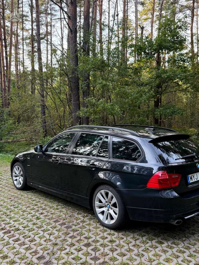 BMW 320, 2.0 l., wagon